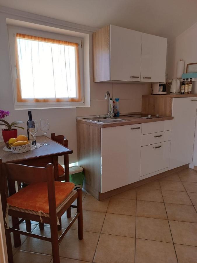 Apartments And Rooms By The Sea Palit, Rab - 5010 Exterior photo